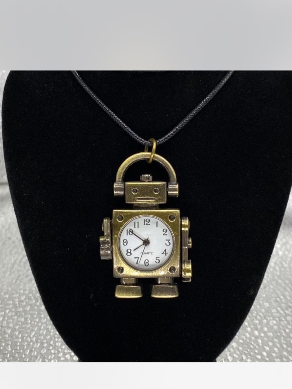 Ladies *** Robot 3d Mobile Pendant Necklace ^^^